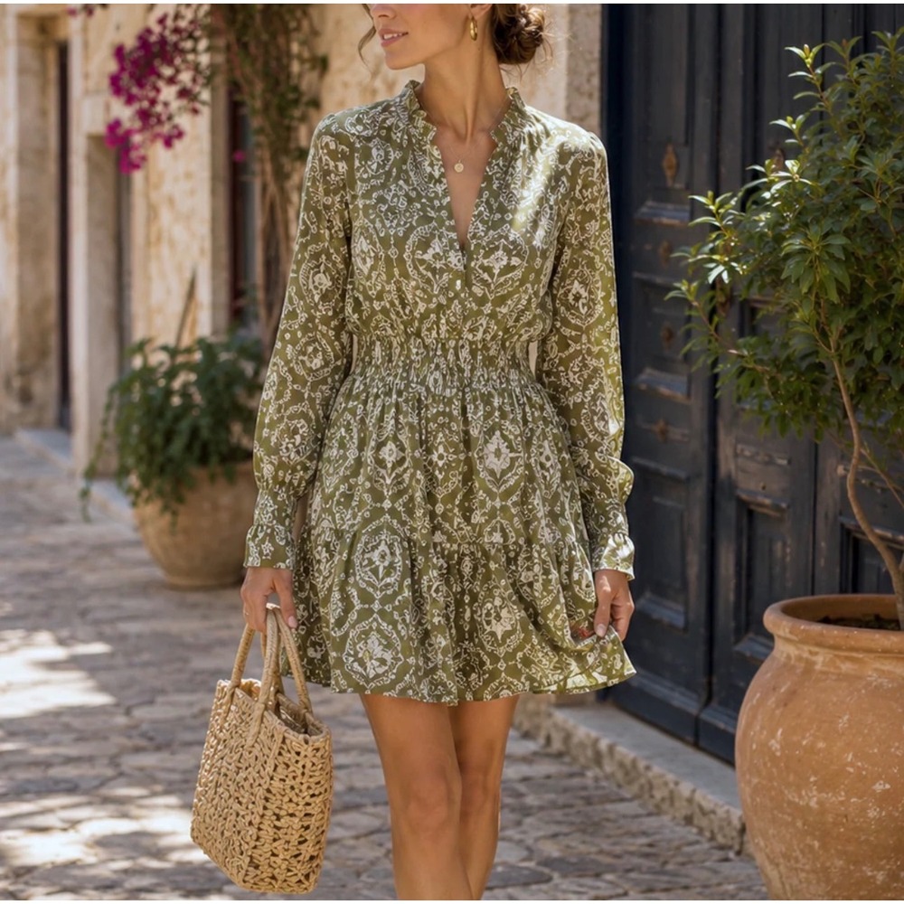 Tuckernuck Hyacinth House Moss Printed Russell Bell Sleeve Tier Mini Dress NWT M
